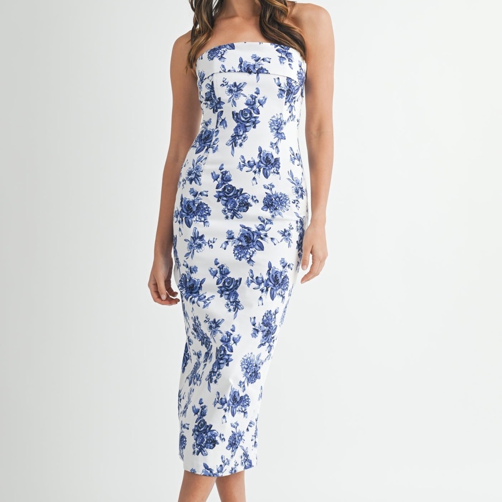 Floral Blue and White Tube Dress - Picture 2 of 7